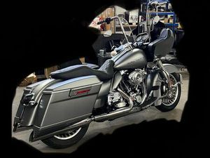 HARLEY DAVIDSON ROAD GLIDE STĘŻYCA