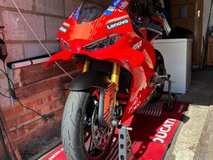 DUCATI PANIGALE V4S 1103 SUPER SPORTS PETROL DUCATI QUICK SHIFT UP/DOWN 2.0 EURO 5 (216 PS) 1103 CC