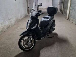 PIAGGIO BEVERLY 350 POLICE NERO