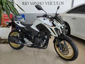 YAMAHA YS 250 FAZER/FAZER L. EDITION/BLUEFLEX