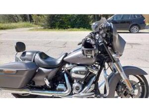 107 STREET GLIDE (2017 - 19) - FLHX