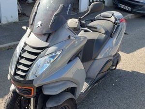 PEUGEOT MÉTROPOLIS 2014