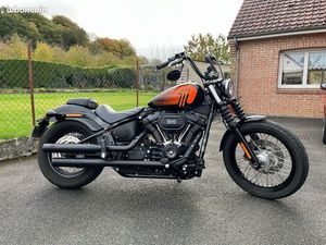 HARLEY DAVIDSON STREET BOB 114