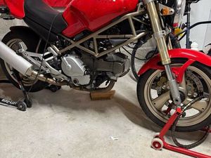 DUCATI MONSTER 600 1996