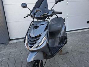 ② PIAGGIO ZIP 4T SCOOTER ARGAAT GRIJS FULL LED (A-KLASSE)