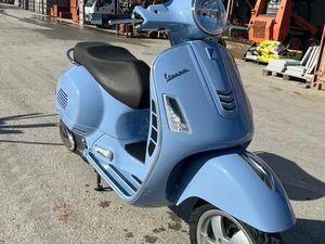 VESPA GTS 300 AZUL CHARNECA DE CAPARICA E SOBREDA
