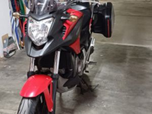 MOTO HONDA NC 700X