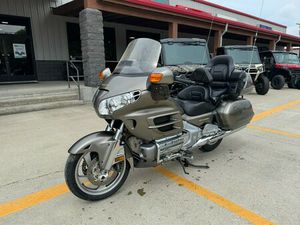 2004 HONDA GOLD WING