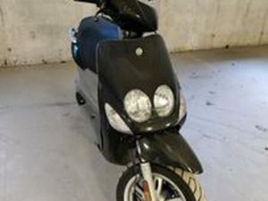 YAMAHA NEO&APOS;S - 2008