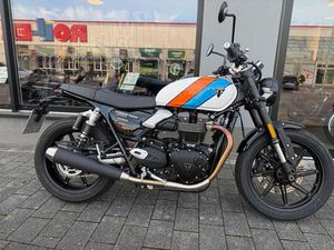 TRIUMPH SPEED TWIN 900