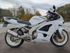 KAWASAKI ZX-6R 636 NINJA ABS (KRT ED) SUPER SPORTS 636 CC