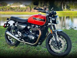 2023 TRIUMPH SPEED TWIN 1200