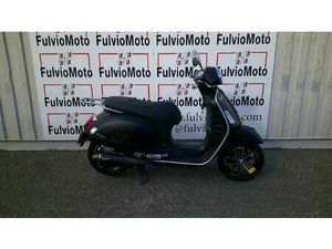VESPA GTS 300