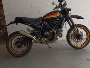 VENDO DUCATI SCRAMBLER 800 DESERT SLED (2017 - 20) USATA A PESARO (CODICE 9873532) - MOTO.IT