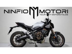 VENDO HONDA CB 650 R E-CLUTCH (2024 - 25) USATA A TORRE DEL GRECO (CODICE 9873530) - MOTO.IT