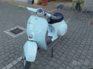 VESPA 50
