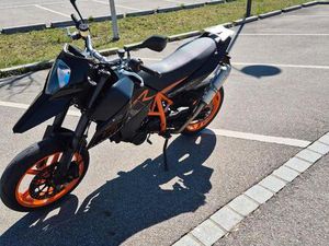KTM 690 SM