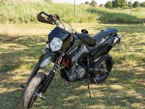 KTM 640 LC4 PRESTIGE SUPERMOTO