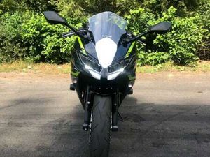 KAWASAKI NINJA 650