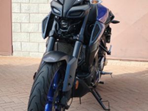 YAMAHA MT-125