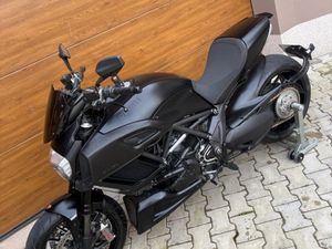 DUCATI DIAVEL