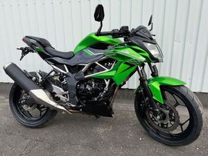 KAWASAKI Z 125 PERFORMANCE MIT ABS