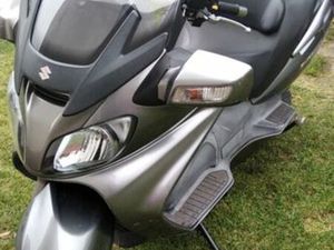 SUZUKI BURGMAN 650 PILNE SKARBIMIERZ