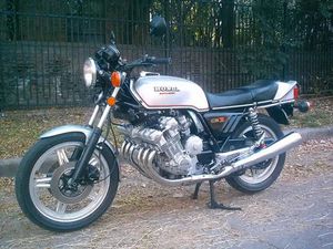 HONDA CBX