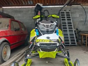 SKI-DOO FREERIDE 850