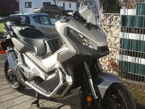 HONDA XADV 750 RC 95 TOPZUSTAND!!