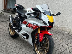 YAMAHA R7 BJ. 2023 35KW A2