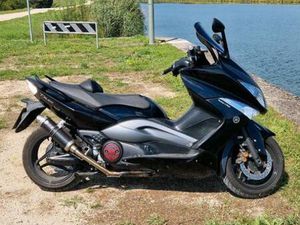YAMAHA TMAX 500
