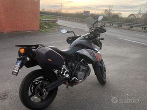 KTM 990 SUPERMOTO