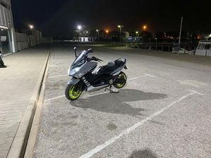 YAMAHA - TMAX 500