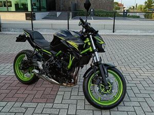 ② KAWASAKI Z650