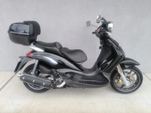PIAGGIO BEVERLY 500 IE, 2004 ГОДИНА, 25.387 КМ. →