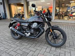 MOTO GUZZI V7 STONE SPECIAL EDITION