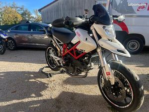 HYPERMOTARD 1100. ANNÉES 2007