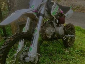 DIRT 125 YCF