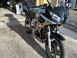 YAMAHA FZ6
