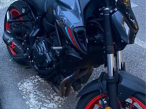 YAMAHA MT-07 35 KW – 2021 – TRÈS BON ÉTAT – 5 500