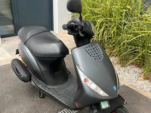 SCOOTER ZIP PIAGGIO 4T
