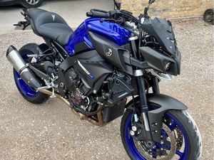 YAMAHA MT10