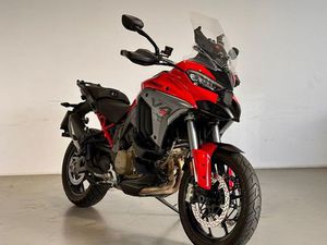 DUCATI MULTISTRADA V4 S TRAVEL & RADAR