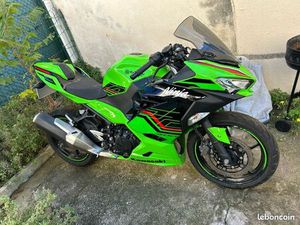 KAWASAKIE NINJA 400 - 2023