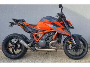 KTM 1290 SUPER DUKE R NAKED SUPERSPORT 2021