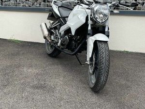 MOTO KYMCO QUANNON NAKED