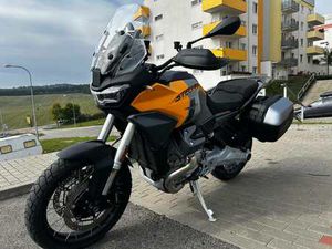 MOTO GUZZI STELVIO ARAS E5+ PŘEDVÁDĚCÍ,AKCE DOPRAVA