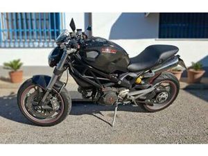 DUCATI MONSTER 1100 EVO