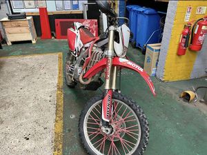 HONDA CRF ENDURO CRF450X →